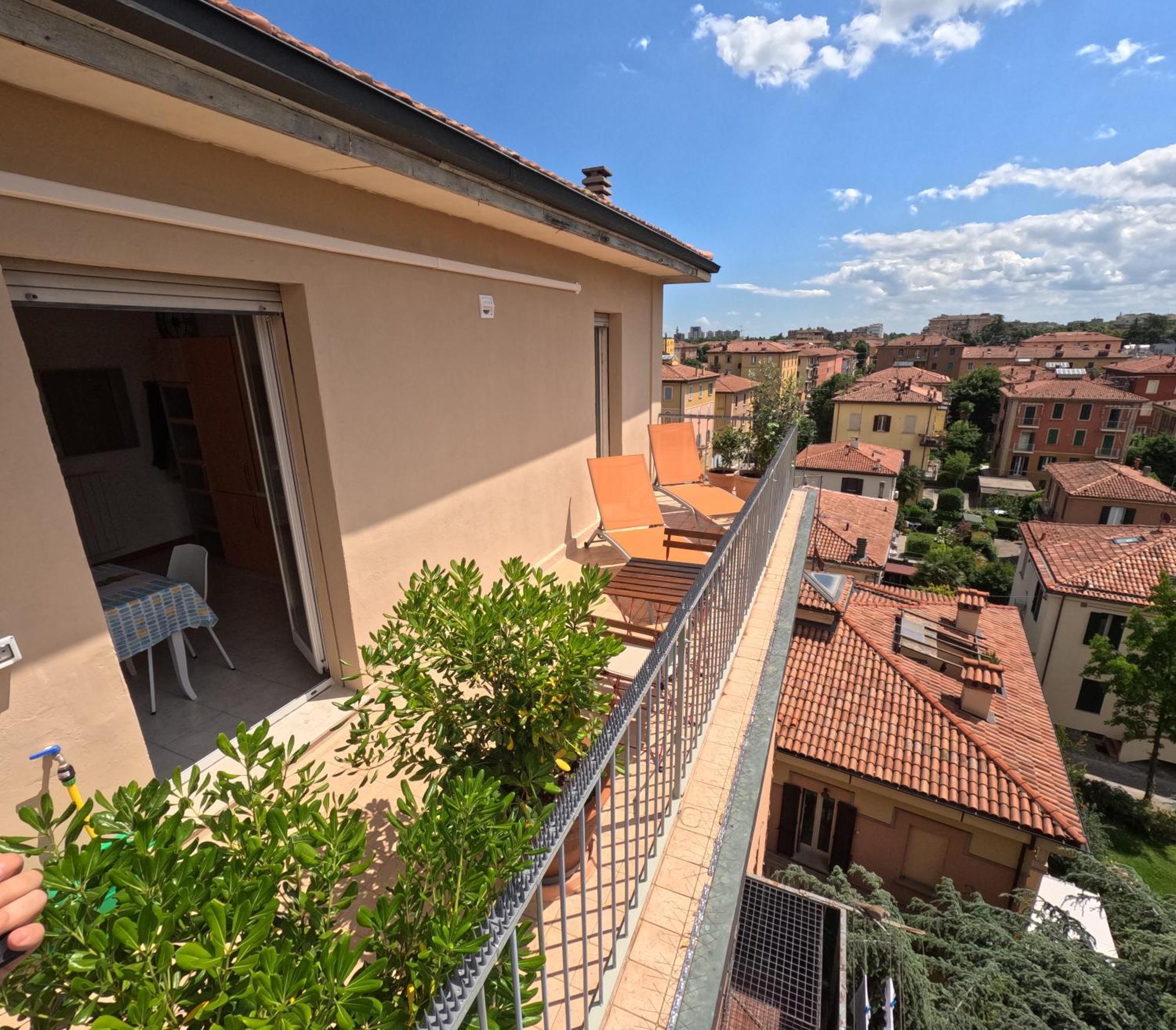 Bellavista Panoramic Terrace Appartamento Con Terrazza Zona Sant Orsola Болонья Экстерьер фото